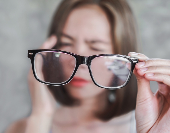 Blurred vision and loss of balance in stroke patients